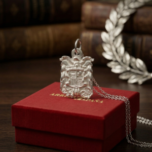 ESCUDO ESPAÑA PLATA ÁGUILA SAN JUAN